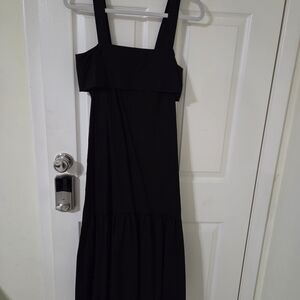 Elegant Black Sleeveless Dress